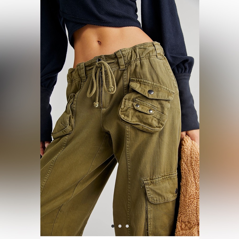Free People Tahiti Cargo Pant Dried Herb  Size Large